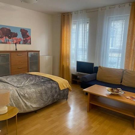 Central Studio Close To Andrassy Avenue For 4 Persons Будапешт Екстер'єр фото